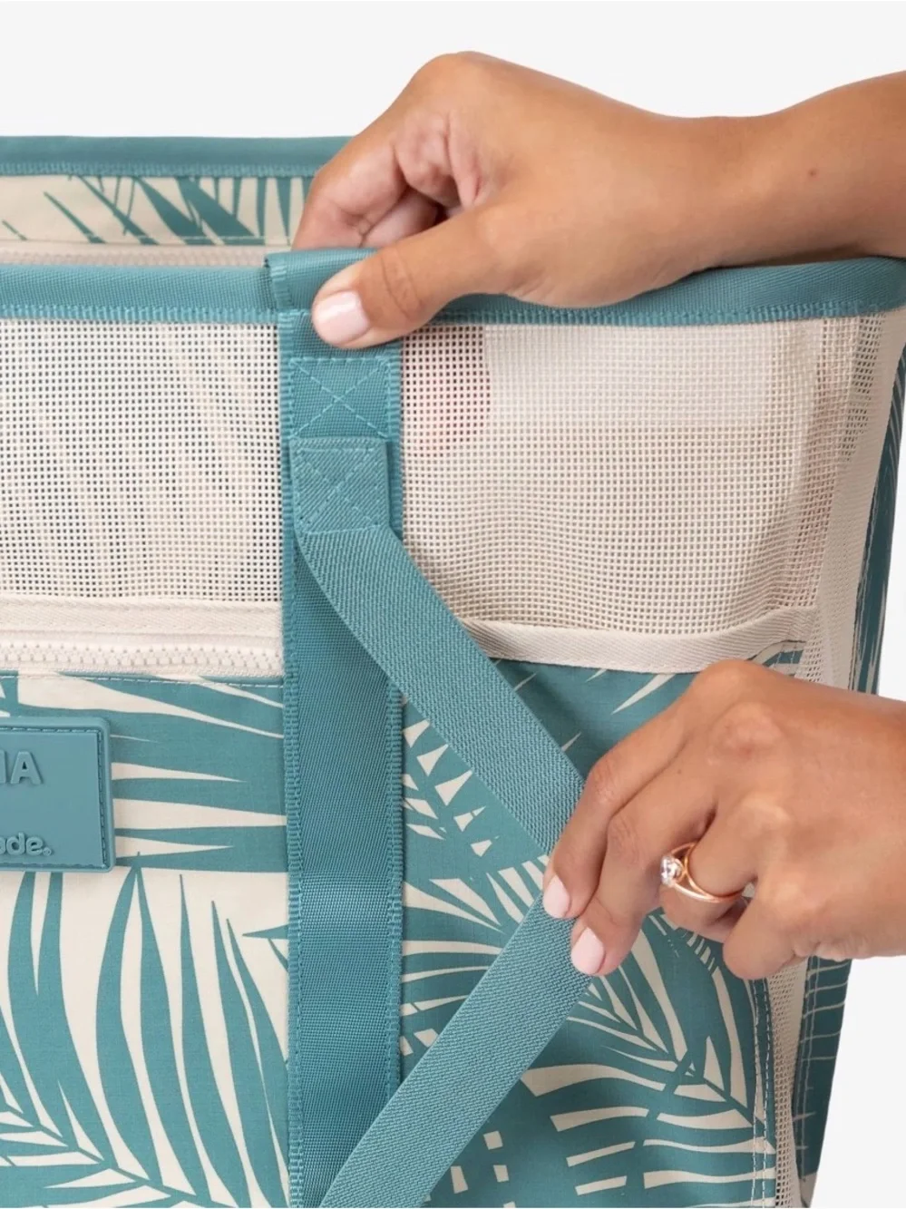 ALOHA Collection collapsable beach tote